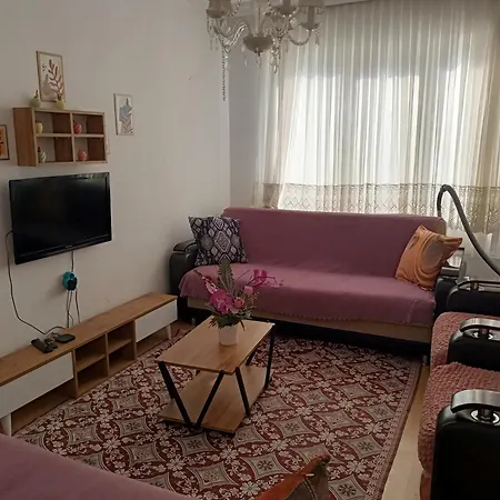 Havalimani Ve Lara Plaj Yakin. 1+1 Daire Αττάλεια