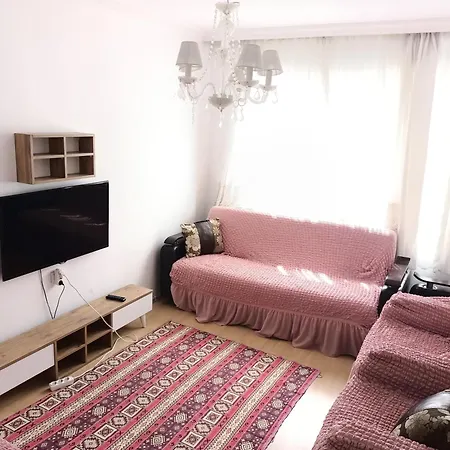 Havalimani Ve Lara Plaj Yakin. 1+1 Daire Анталья